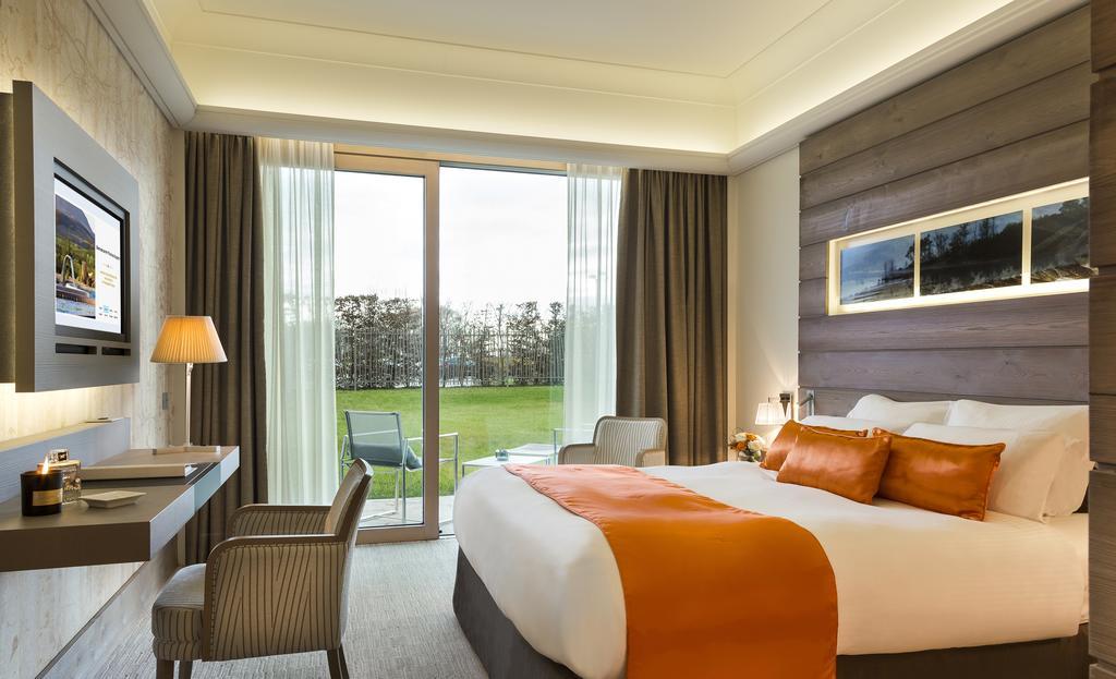 Hotel Barriere Ribeauville Екстериор снимка