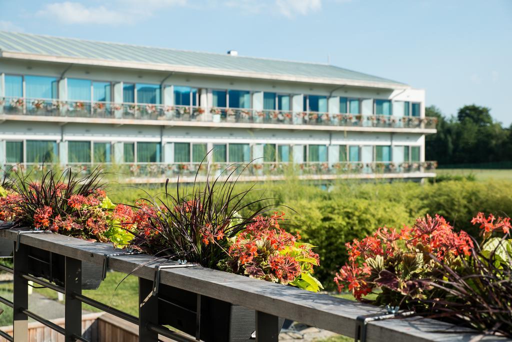 Hotel Barriere Ribeauville Екстериор снимка